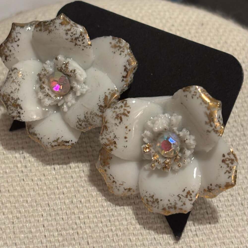 Vintage White Porcelain Flower Post Earrings Gold Trim Crystal Centers